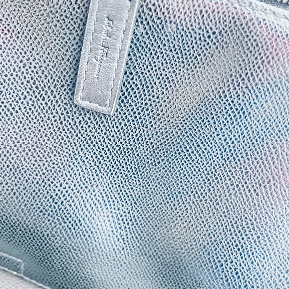 Salvatore Ferragamo briefcase in great condition - Picture 5 of 8